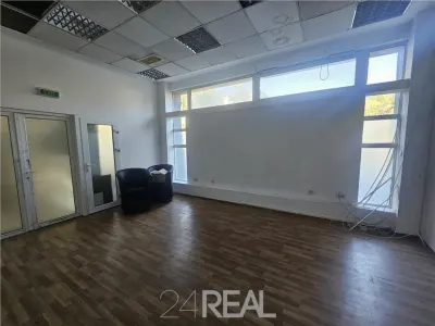 Inchiriere spatiu depozitare/showroom