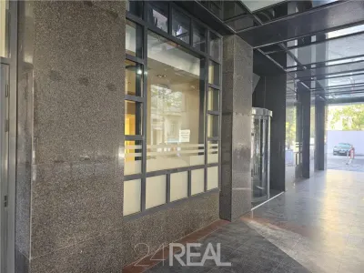 Spatiu comercial stradal ultracentral 445 mp