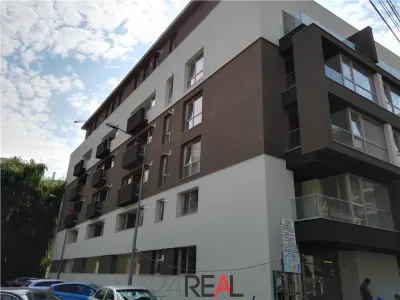 Tur virtual 360° &mdash; Apartamente de inchiriat pentru birouri - 2 camere